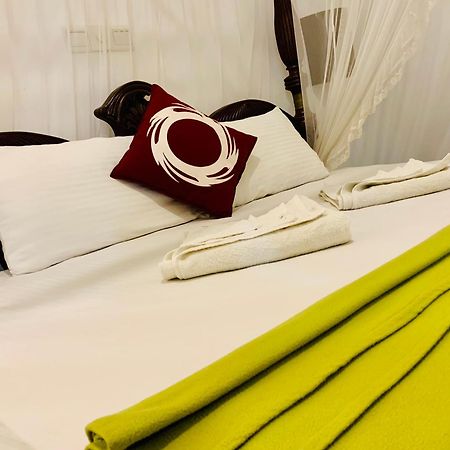 Saman Resort Yala Тисамахарама Екстериор снимка
