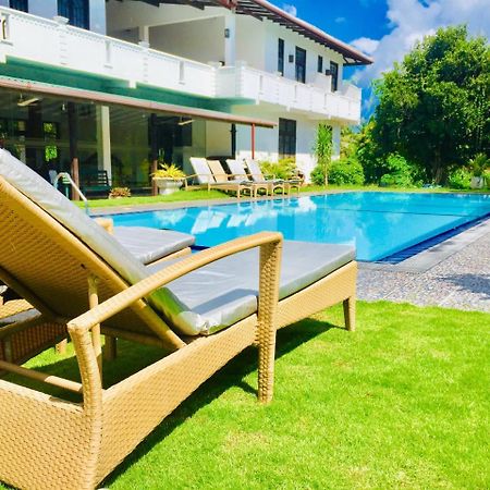 Saman Resort Yala Тисамахарама Екстериор снимка