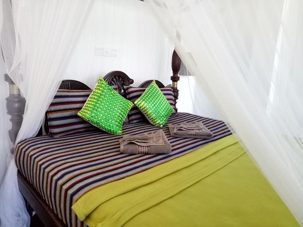 Saman Resort Yala Тисамахарама Екстериор снимка