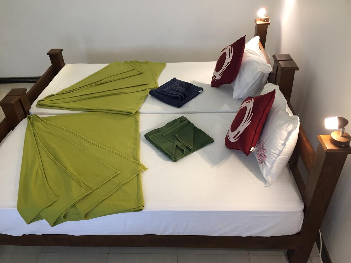 Saman Resort Yala Тисамахарама Екстериор снимка