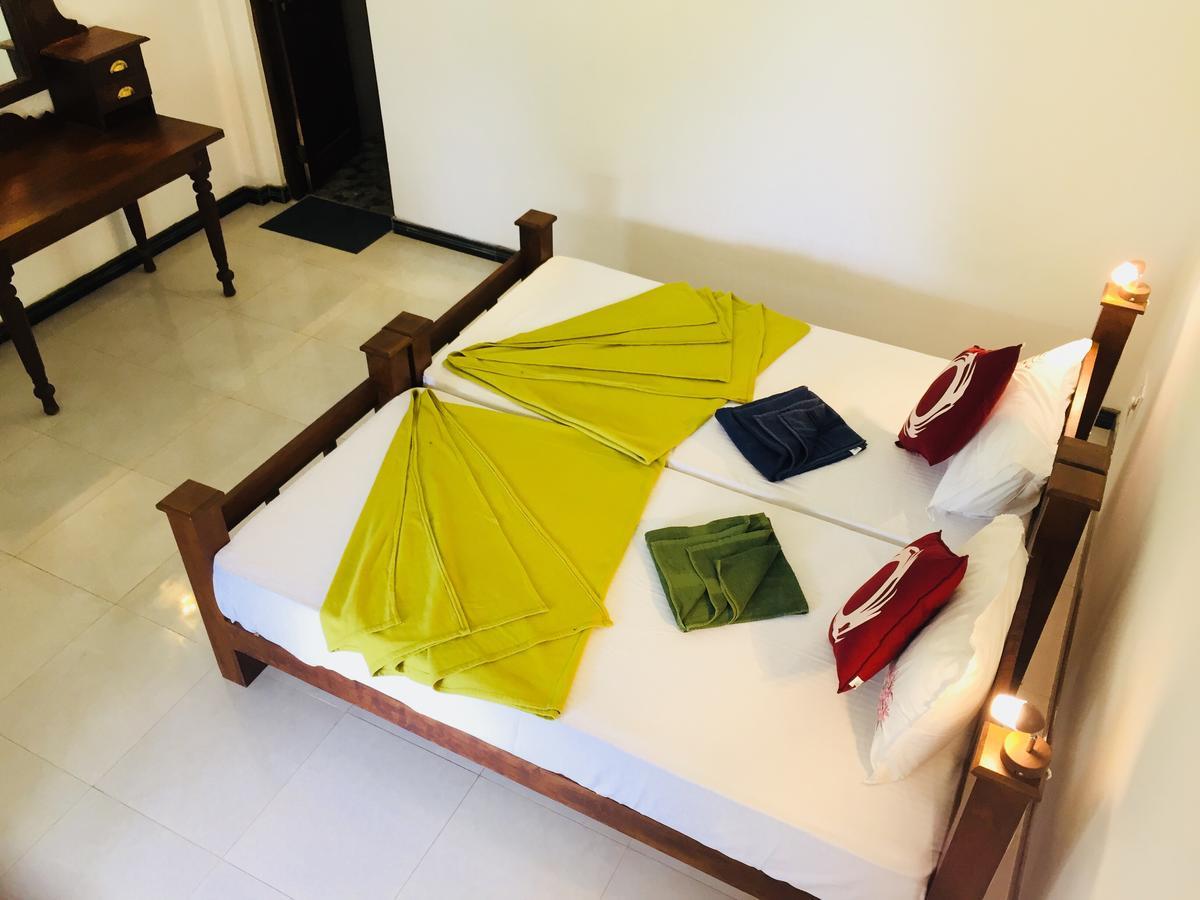 Saman Resort Yala Тисамахарама Екстериор снимка