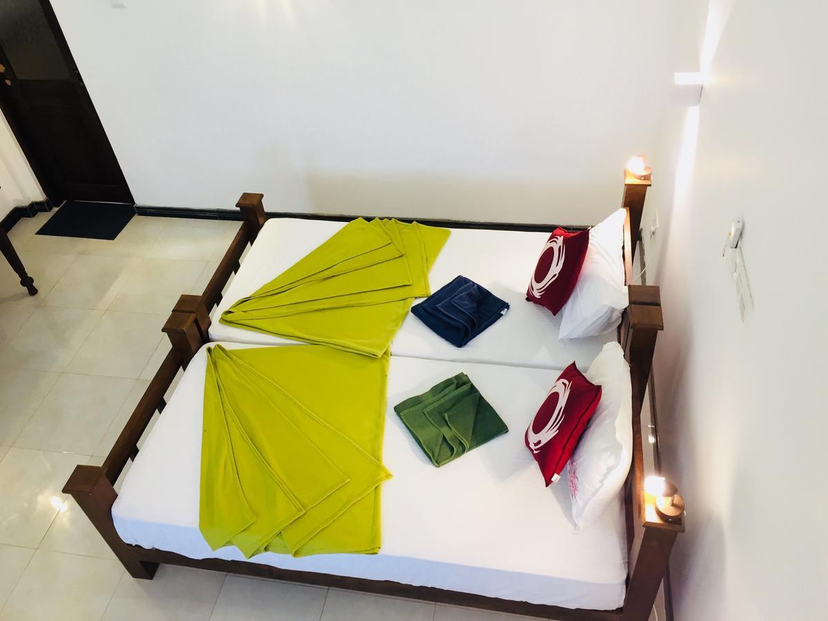 Saman Resort Yala Тисамахарама Екстериор снимка