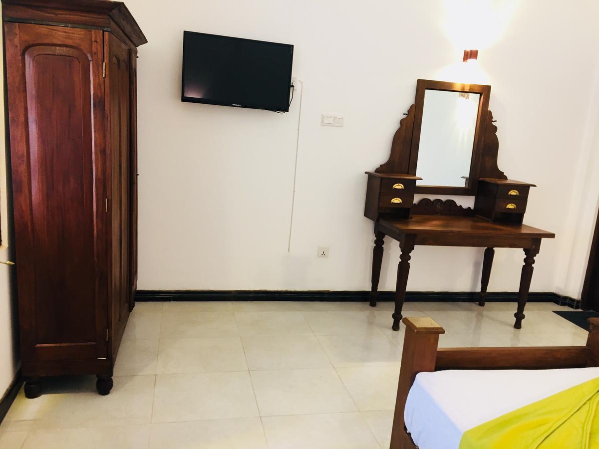 Saman Resort Yala Тисамахарама Екстериор снимка