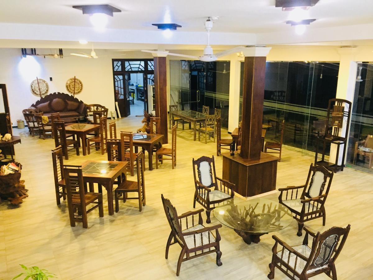 Saman Resort Yala Тисамахарама Екстериор снимка